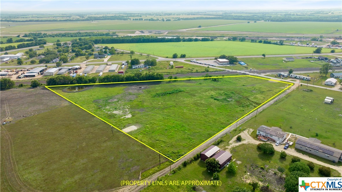 Photo 1 of 11 — 5765 Knob Creek Road, Temple, TX 76501