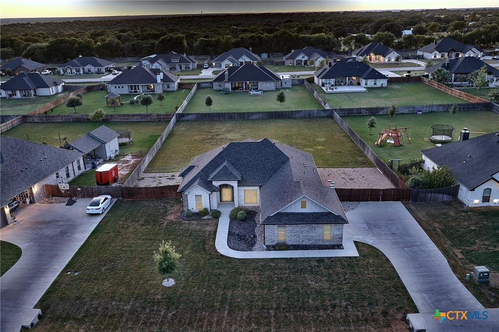 Photo of 211 Sand Flat Lane, Temple, TX 76502 (MLS # 622781)