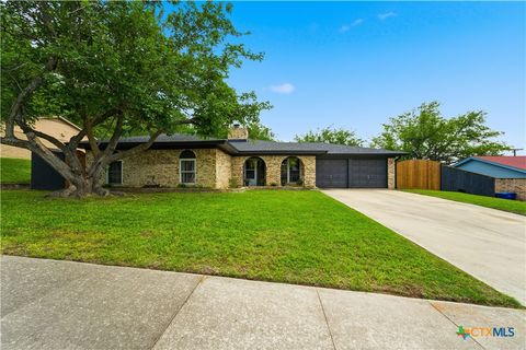 Photo of 904 Tammy Drive, Copperas Cove, TX 76522 (MLS # 614250)