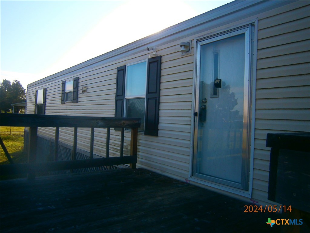 View Smithville, TX 78957 mobile home