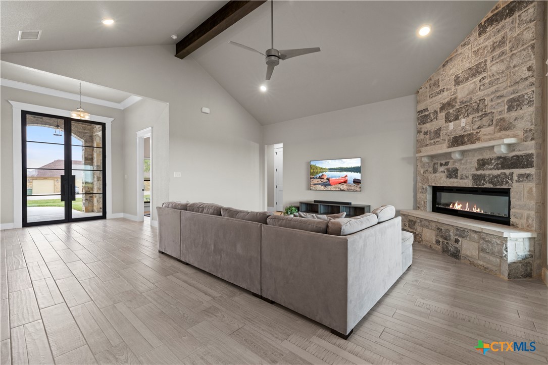 8538 Spring Creek Loop