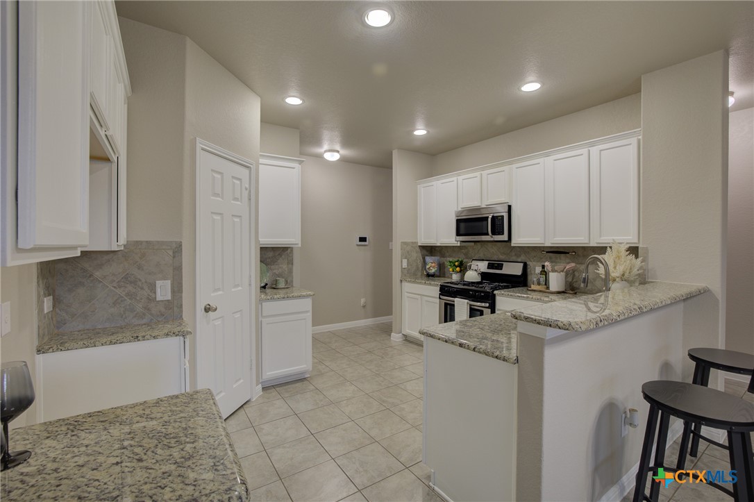 New Braunfels, Texas 78130, United States, 4 Bedrooms Bedrooms, ,2 BathroomsBathrooms,Residential,Active,16399