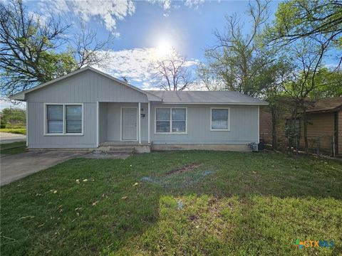 Photo of 24 S 28th Street, Killeen, TX 76541 (MLS # 607785)