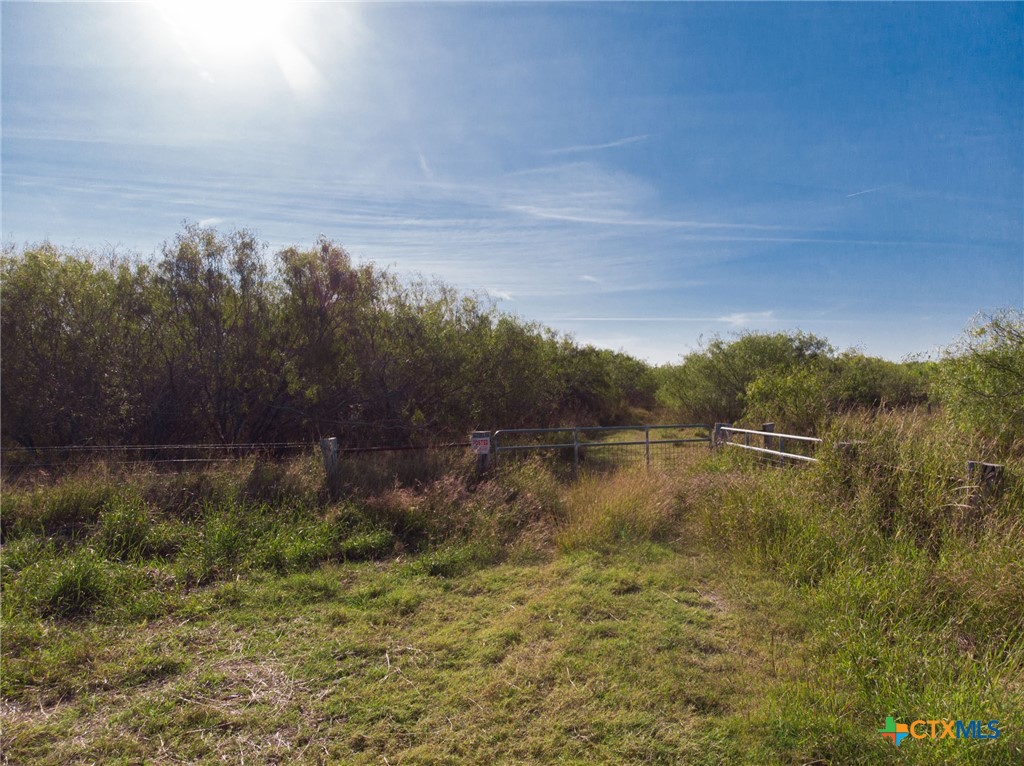 000 HWY 185