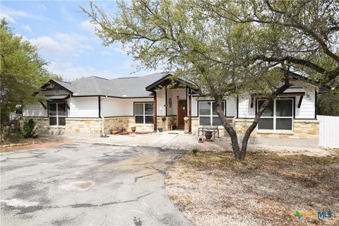 Photo of 520 Monarch, Canyon Lake, TX 78133 (MLS # 609569)