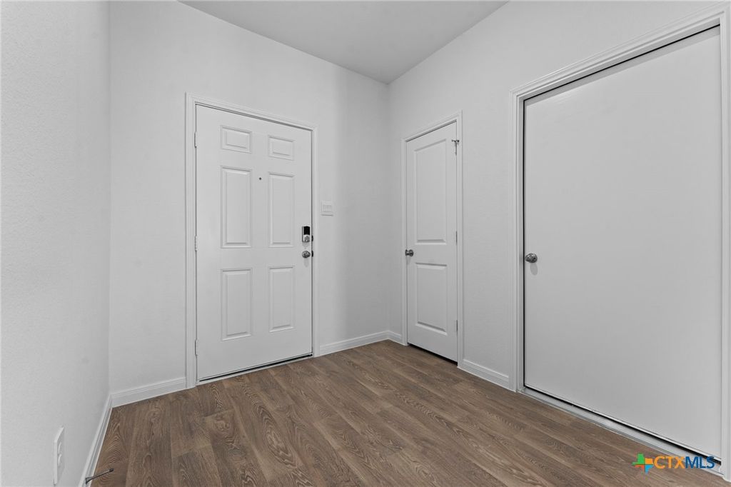 Photo of 211 Las Lomas Drive, San Marcos, TX 78666 (MLS # 613453)