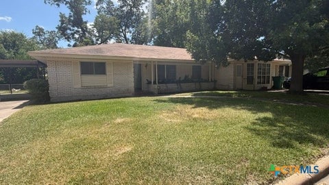 Photo of 705 East 11th St. ST, Cameron, TX 76520 (MLS # 628676)
