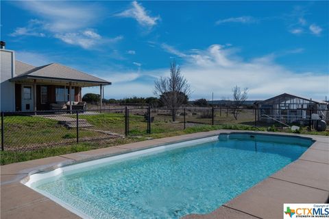 A home in Kempner