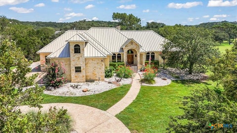 Photo of 111 White Tail Dr Drive, Boerne, TX 78006 (MLS # 622723)