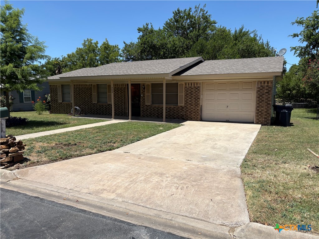 Photo 1 of 16 — 304 Julie Street, Burnet, TX 78611
