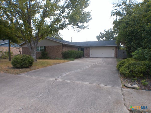Photo of 2308 Davis Drive, Killeen, TX 76543 (MLS # 627458)