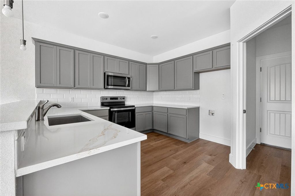 Photo of 805 Liberty Park Drive, Belton, TX 76513 (MLS # 610527)