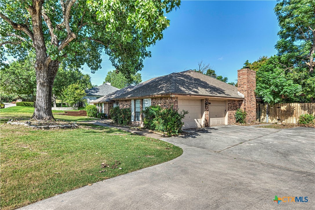 1619 Tanglewood Drive