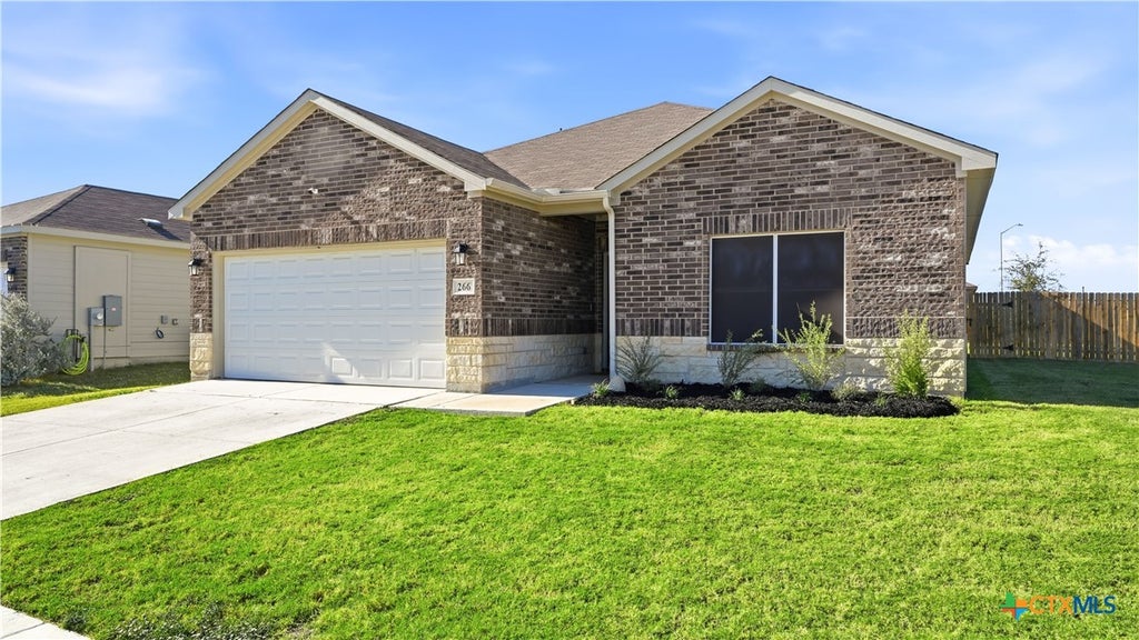 Photo of 266 Rolling Hills, New Braunfels, TX 78130 (MLS # 624972)