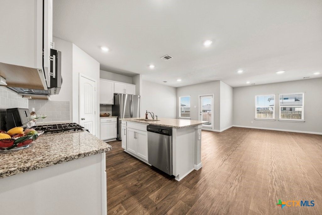 Photo of 154 Solitude Drive, San Marcos, TX 78666 (MLS # 607615)