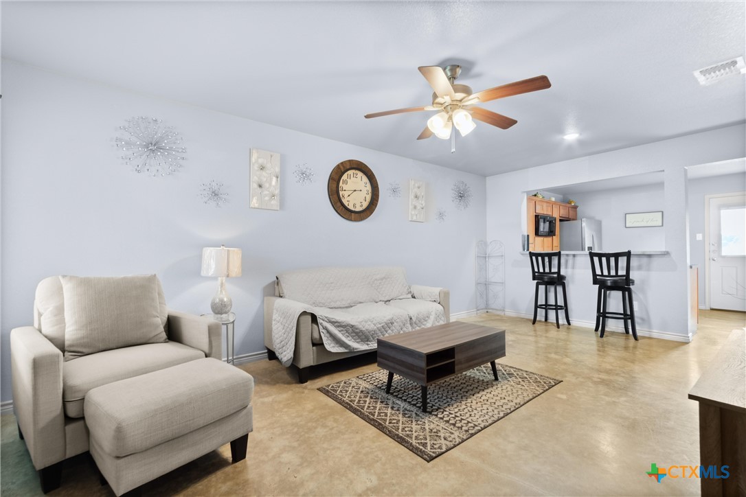 2813 Leroy Circle