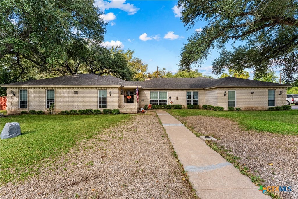Photo of 3802 Wendy Oaks Drive, Temple, TX 76502 (MLS # 627903)