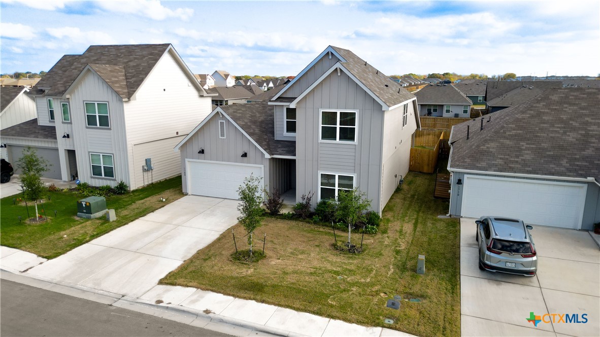 1708 Violeteared Way