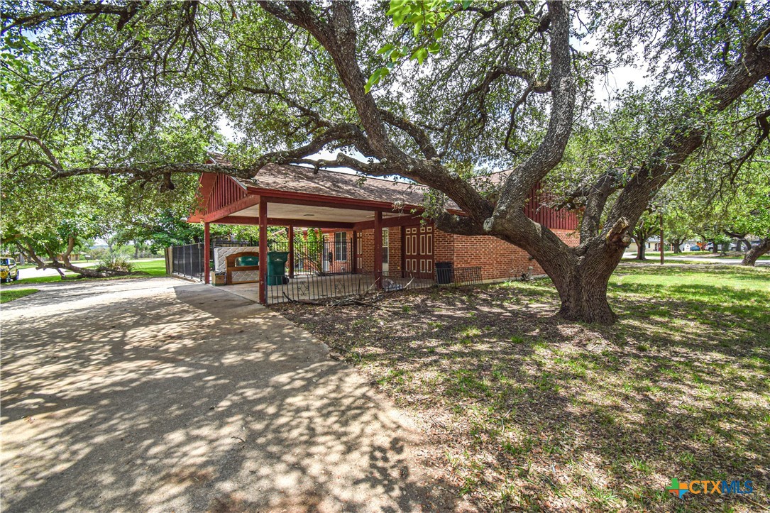 4300 Tahuaya Drive