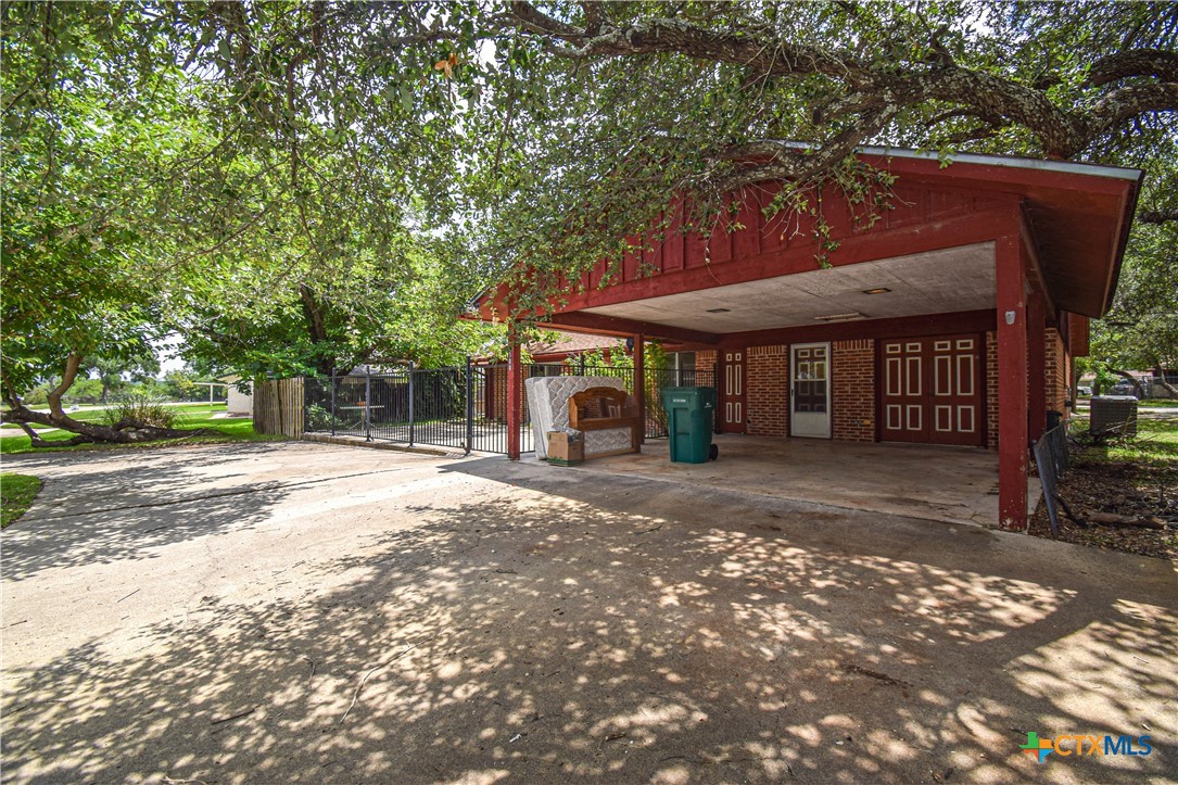 4300 Tahuaya Drive