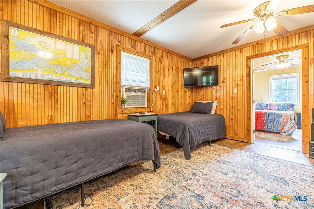 1932 Guadalupe River Drive