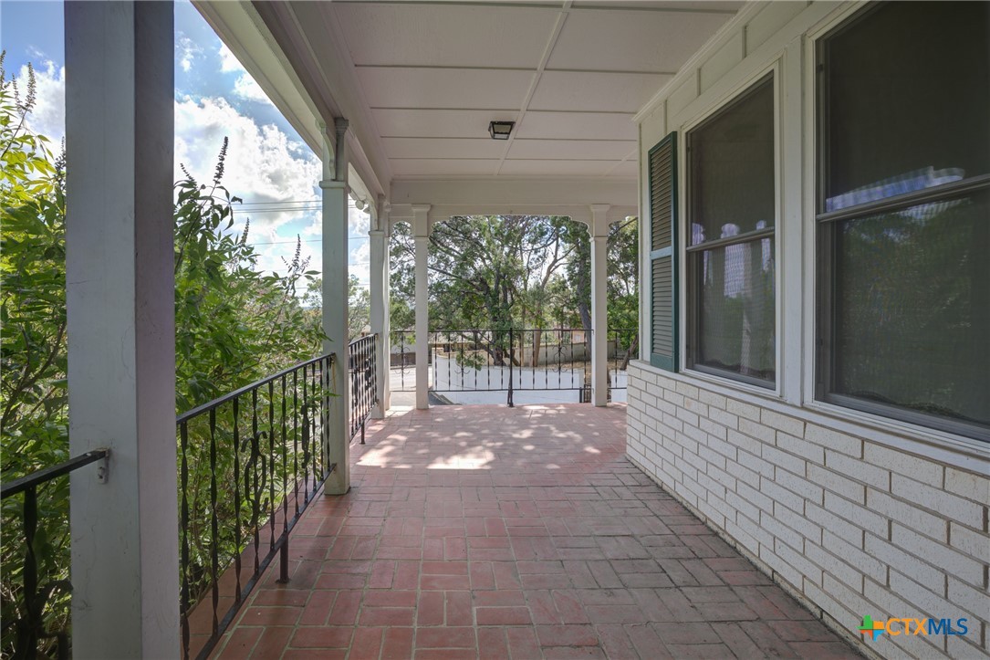 New Braunfels, Texas 78130, United States, 5 Bedrooms Bedrooms, ,4 BathroomsBathrooms,Residential,Pending,35254