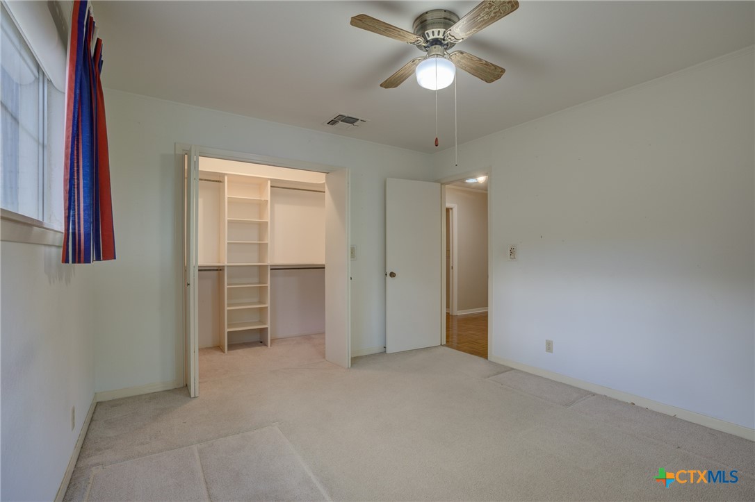 New Braunfels, Texas 78130, United States, 5 Bedrooms Bedrooms, ,4 BathroomsBathrooms,Residential,Pending,35254