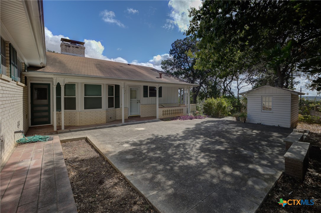 New Braunfels, Texas 78130, United States, 5 Bedrooms Bedrooms, ,4 BathroomsBathrooms,Residential,Pending,35254