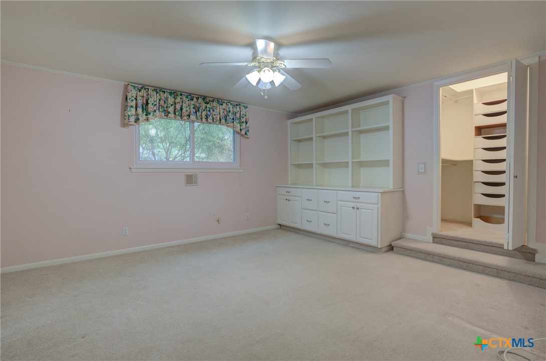 New Braunfels, Texas 78130, United States, 5 Bedrooms Bedrooms, ,4 BathroomsBathrooms,Residential,Pending,35254