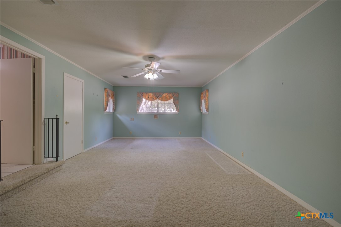 New Braunfels, Texas 78130, United States, 5 Bedrooms Bedrooms, ,4 BathroomsBathrooms,Residential,Pending,35254