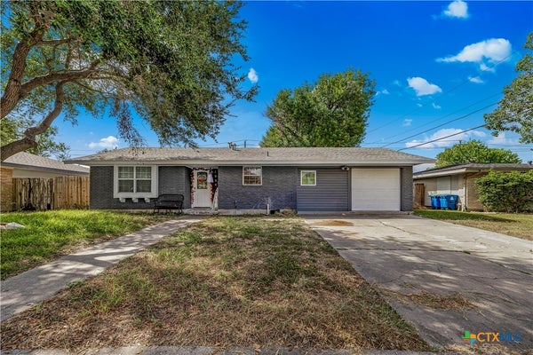 1004 DIOMEDE ST, PORTLAND, TX 78374 - Image e8e75295d97734f9e3acb31b761eabdd/4192225876