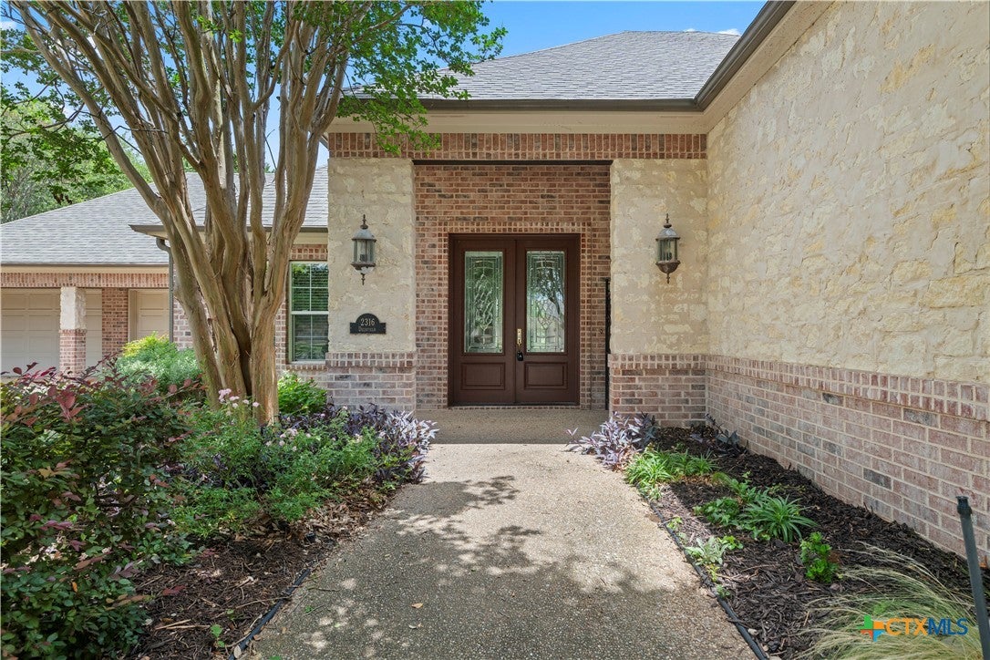 2316 Deerfield Drive