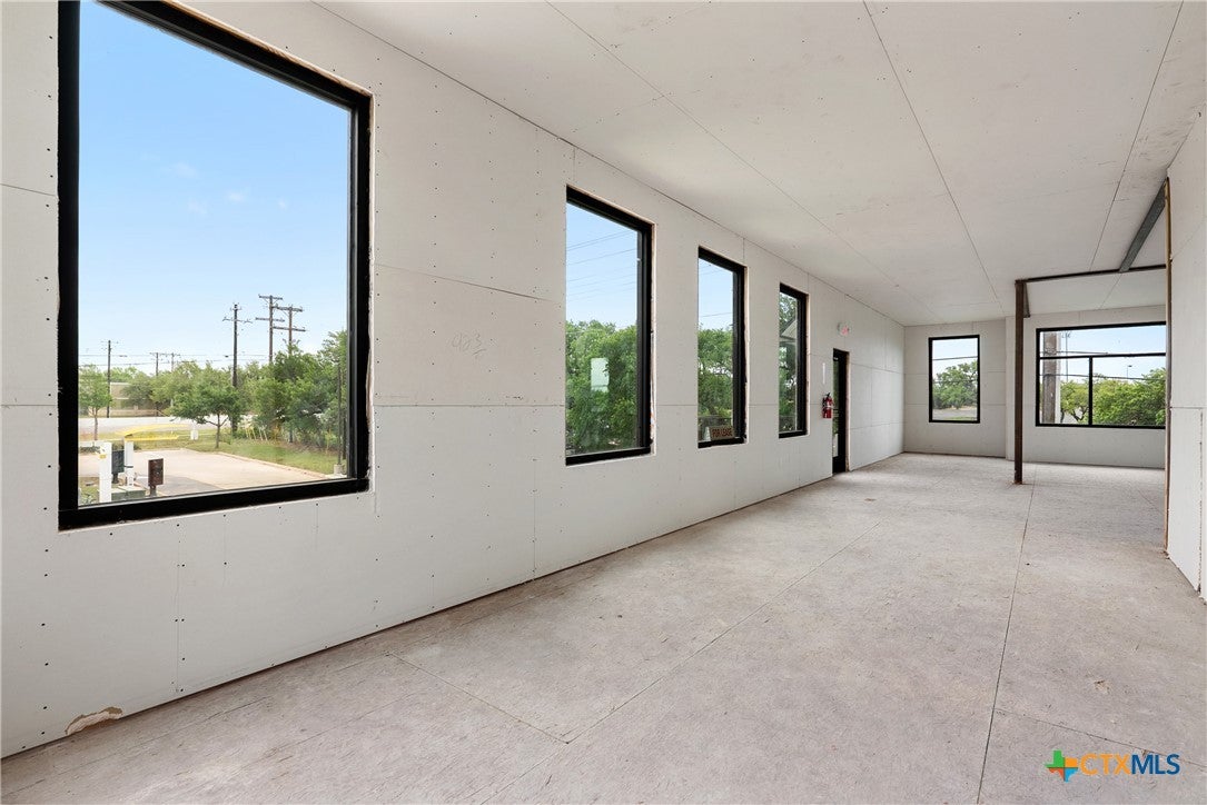 10513 W Parmer Lane