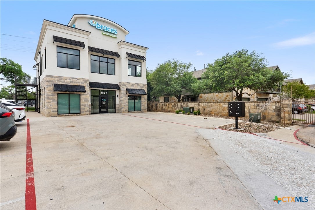 10513 W Parmer Lane