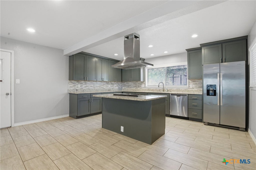 Photo of 1225 N Unicorn Avenue, New Braunfels, TX 78130 (MLS # 609157)