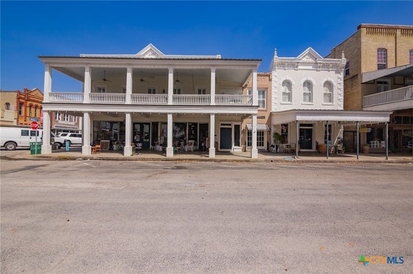 102 N COURTHOUSE SQ # 110, GOLIAD, TX 77963 - Image e9e21dc5cbf12e945862f53a2d88fd23/2948678236