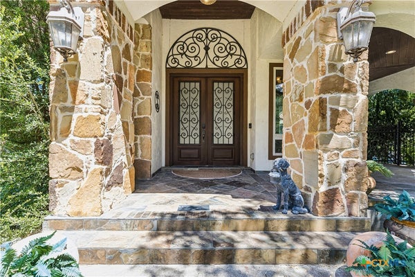 19810 BRANDYWINE CV, GARDEN RIDGE, TX 78266 - Image e9f53f7ba8b96b3f6ba7b5a7159a1a6d/623197883