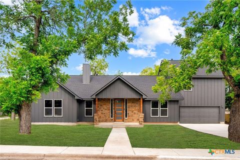 417 S Blanco Street Lockhart TX 78644