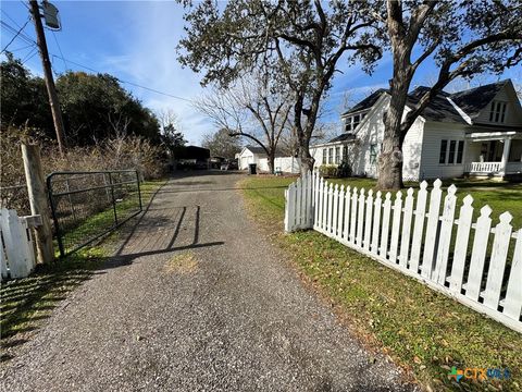 A home in Edna