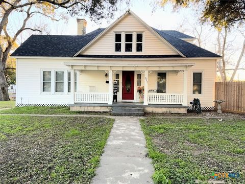 A home in Edna