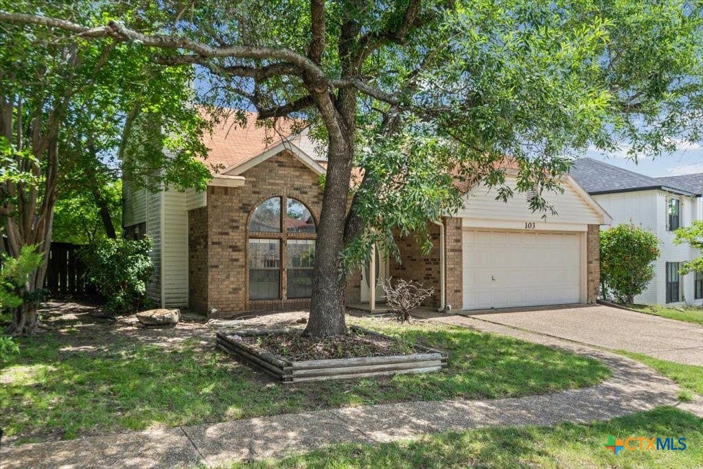 Photo of 103 January Street, Copperas Cove, TX 76522 (MLS # 616699)
