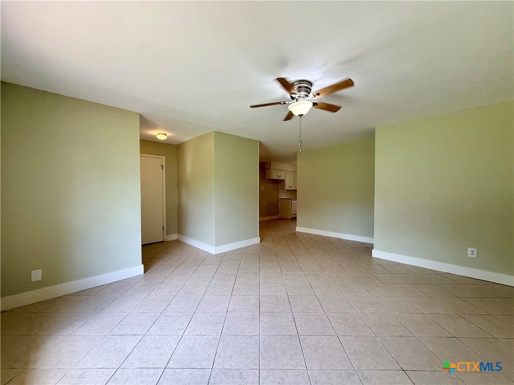 Photo of 1212 Barbara Dr, San Marcos, TX 78666 (MLS # 616645)
