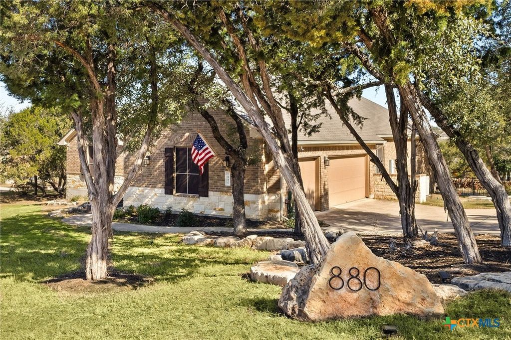 Photo of 880 Haven Point Loop, New Braunfels, TX 78132 (MLS # 602276)