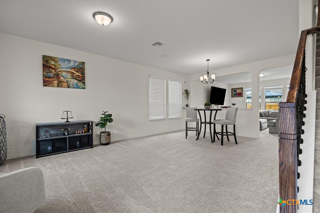 328 Harvest Flds Fields