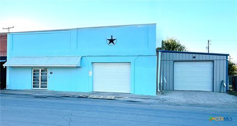 Photo of 316 S Main Street, Seadrift, TX 77983 (MLS # 607221)