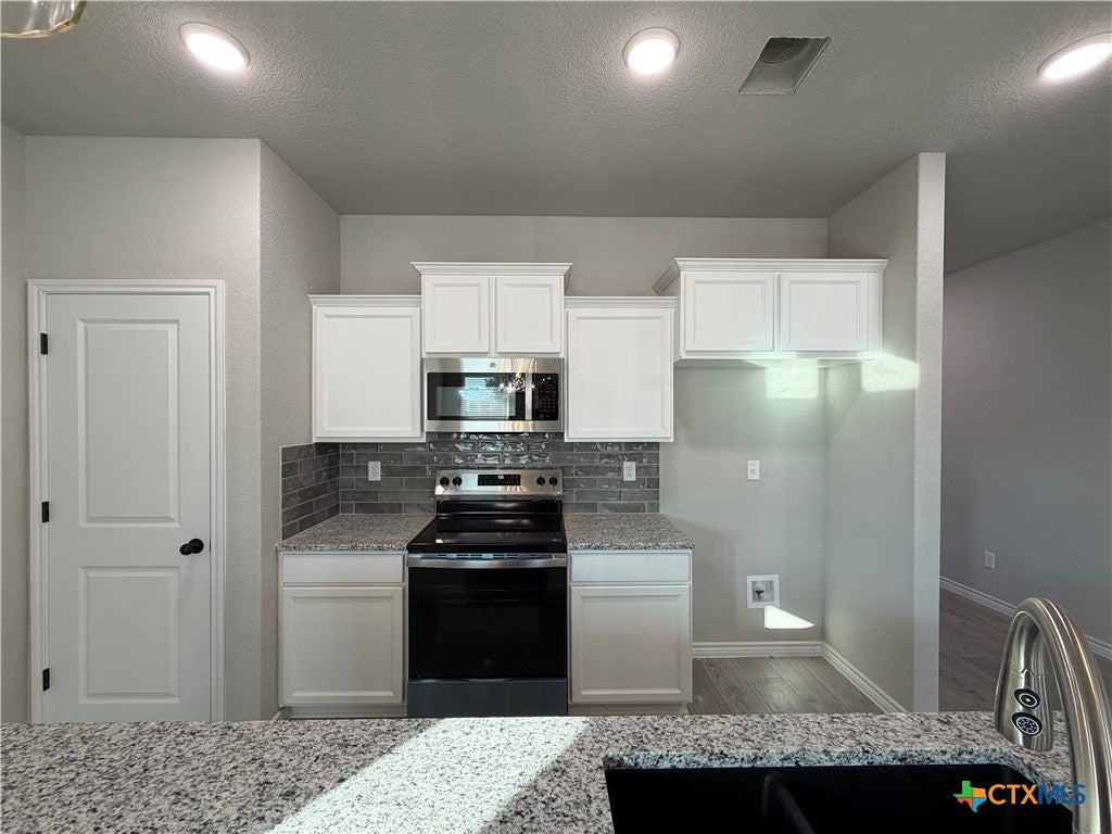2541 Cedar Glen Drive