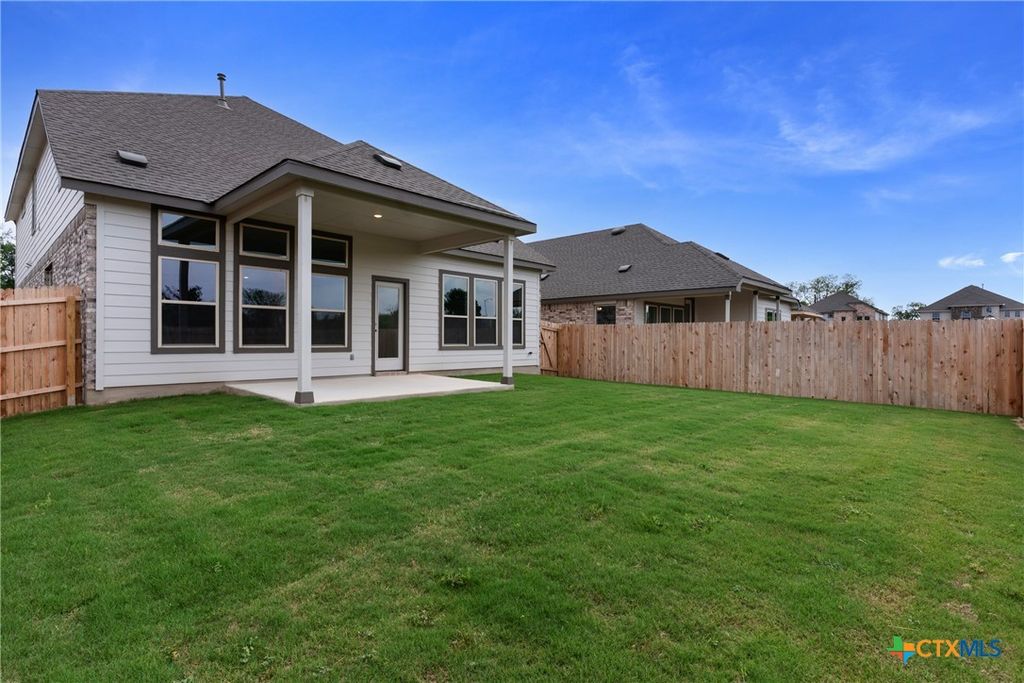 Photo of 931 Creek Bed Drive, New Braunfels, TX 78130 (MLS # 613094)