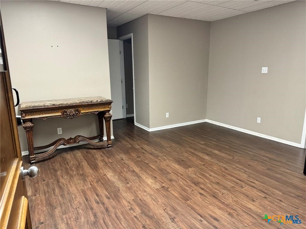 Photo 1 of 13 — 121 S Main 101, Victoria, TX 77901
