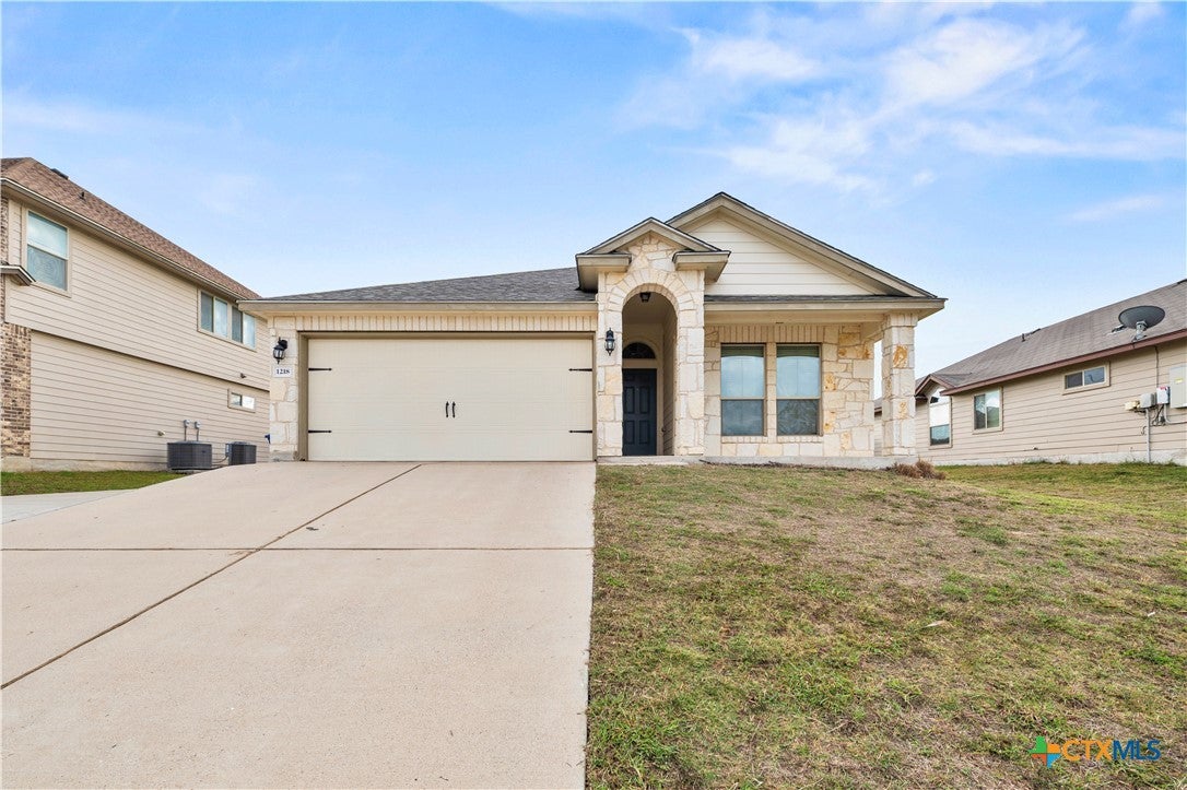 1218 Briscoe Court