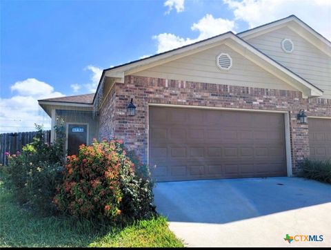 Photo of 112 Teakwood Drive, Victoria, TX 77901 (MLS # 602346)